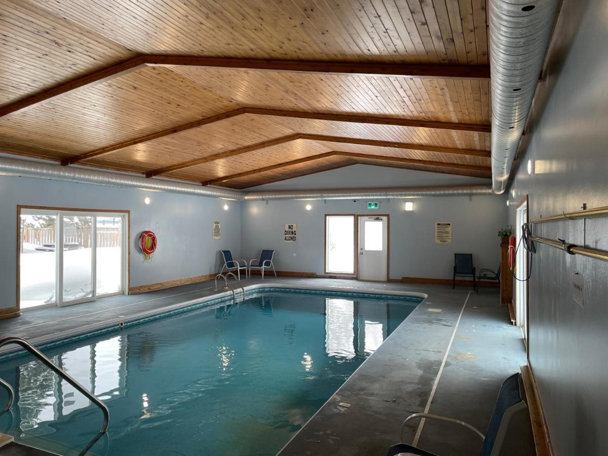 Ambassador Motel Sault Ste. Marie Exterior photo